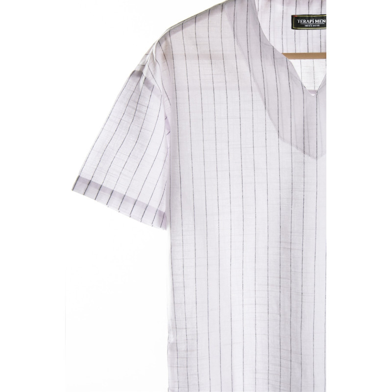 Erkek Ekru Açık V Yaka Oversize Rahat Kalıp Kısa Kollu Çizgili